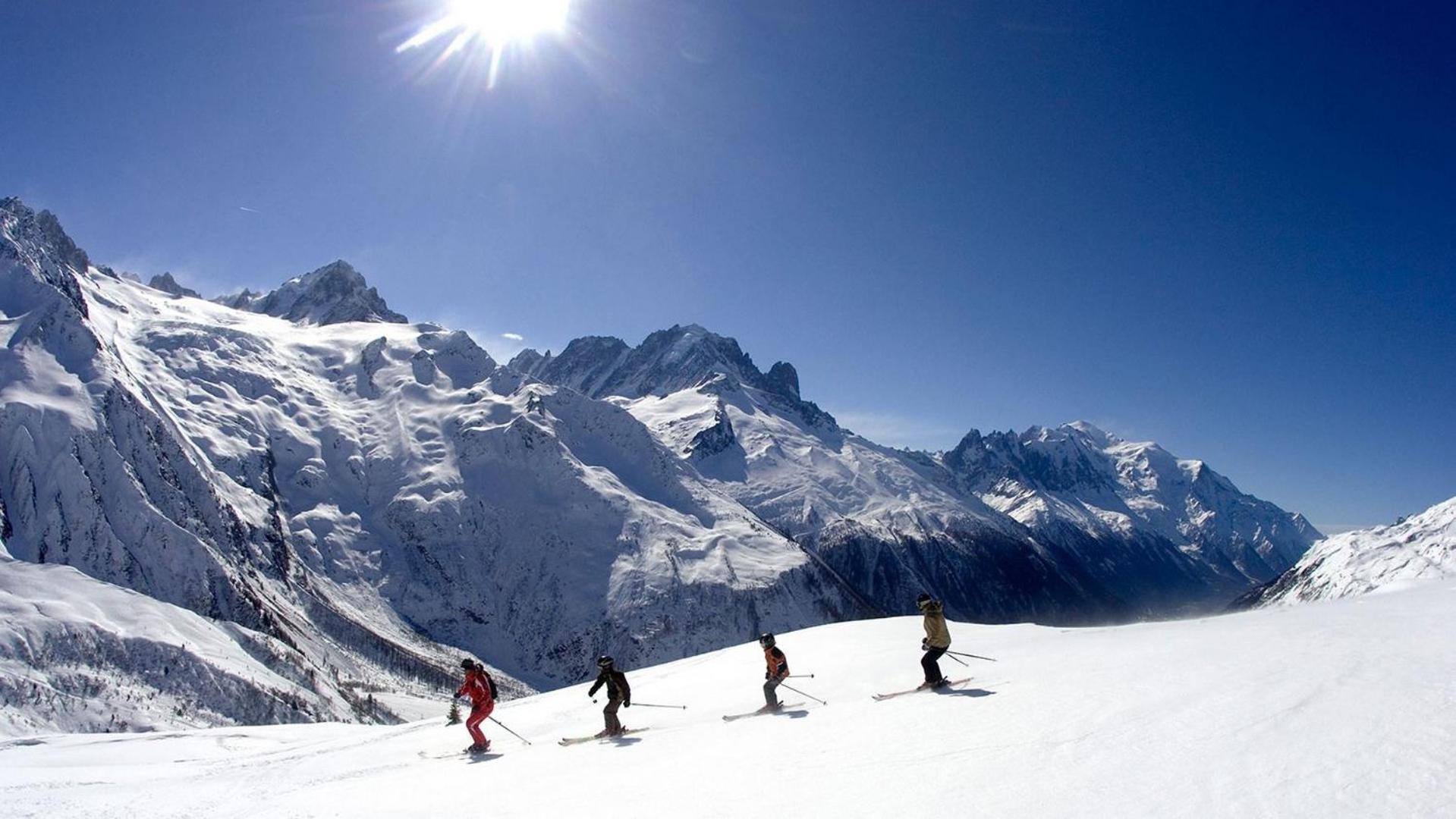 Apartment Maisonnee - A Charming Chamonix Haven Bagian luar foto