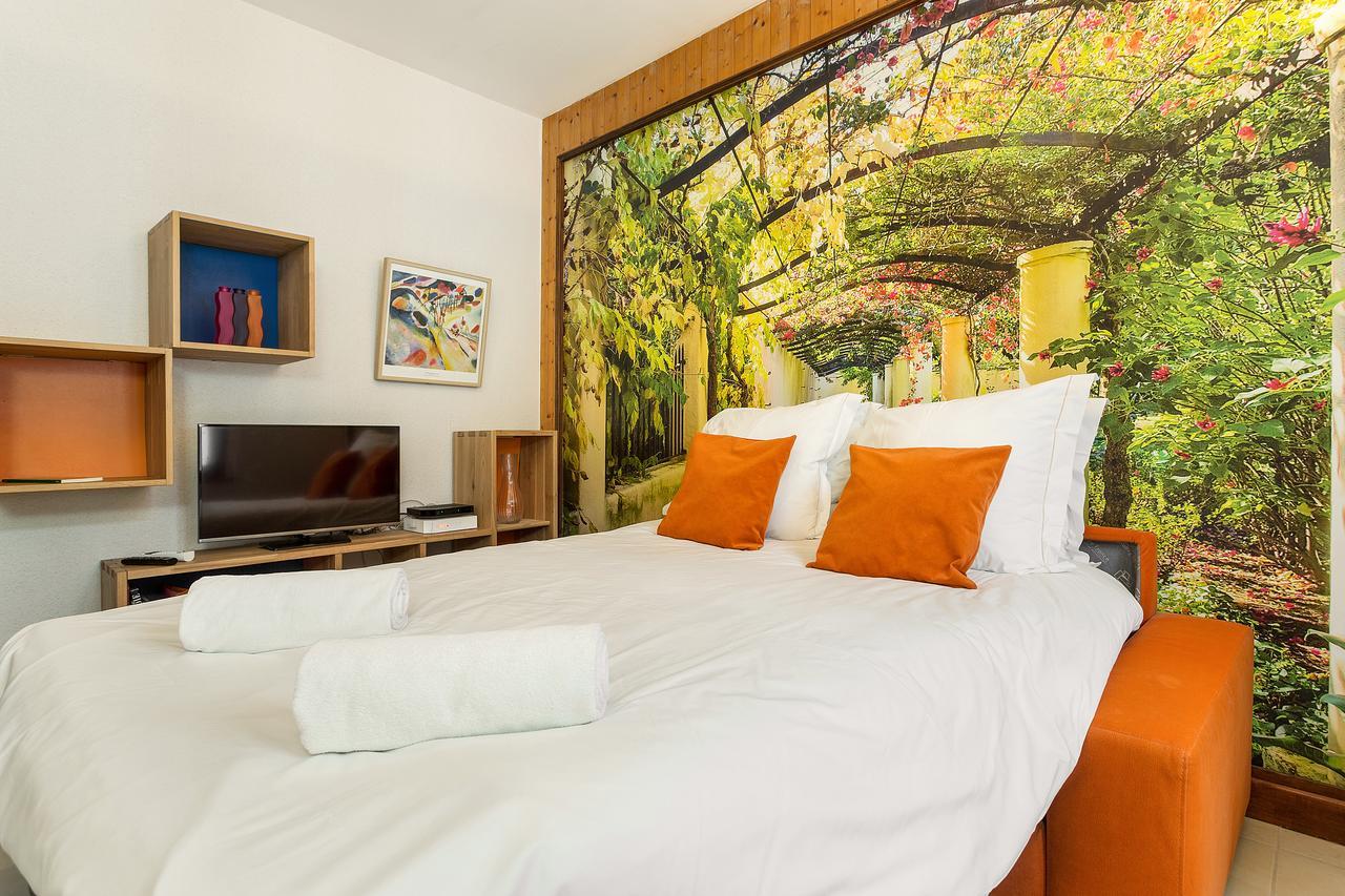 Apartment Maisonnee - A Charming Chamonix Haven Bagian luar foto